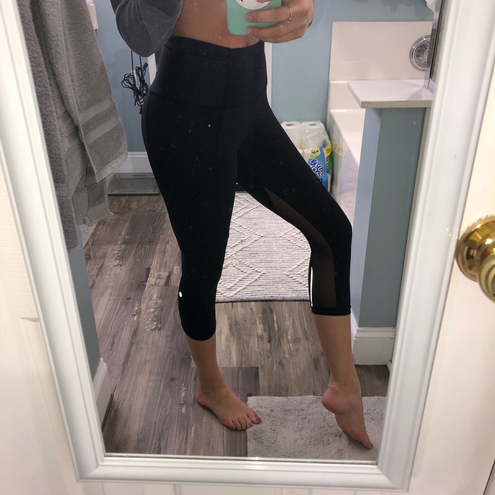Lululemon size 2 crop leggings